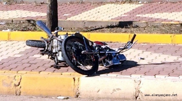 Otomobil ile motosiklet çarpıştı: 1yaralı