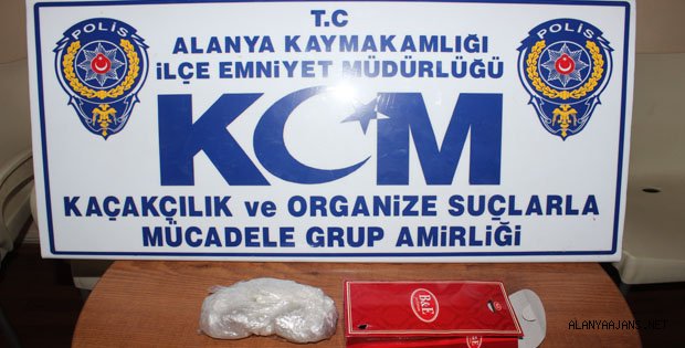 POLİS ESRAR ELE GEÇİRDİ
