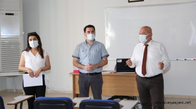 Şahin’den yerleşik yabancılara Türkçe müjdesi