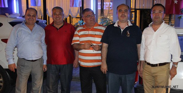 ŞAHİN'E HALK DESTEĞİ ARTIYOR