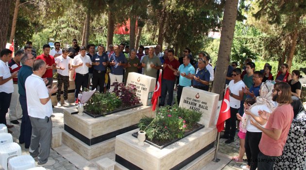 Şehidimiz mezarı başında anıldı