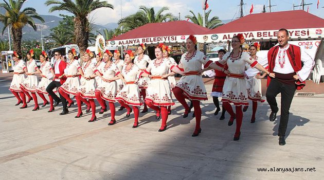 Şelale Meydanı’nda büyük eğlence