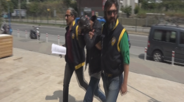 Selfi çekince yakalandı