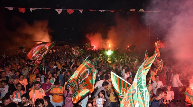 Seyirci stad dışında izleyecek