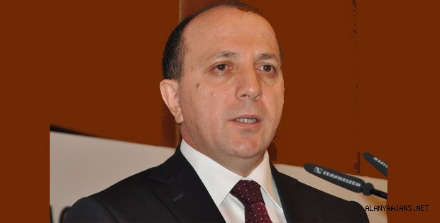 SGK BAŞKANI ACAR GÖREVDEN ALINDI