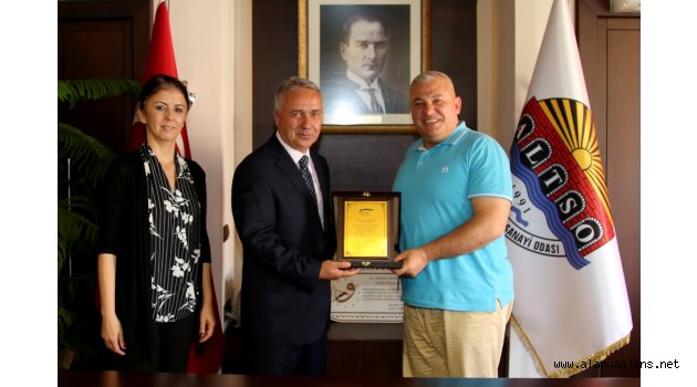 SGK'dan ALTSO'ya Plaket
