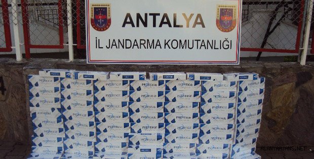 SİGARA VE ESRAR KAÇAKÇILARI TUTUKLANDI