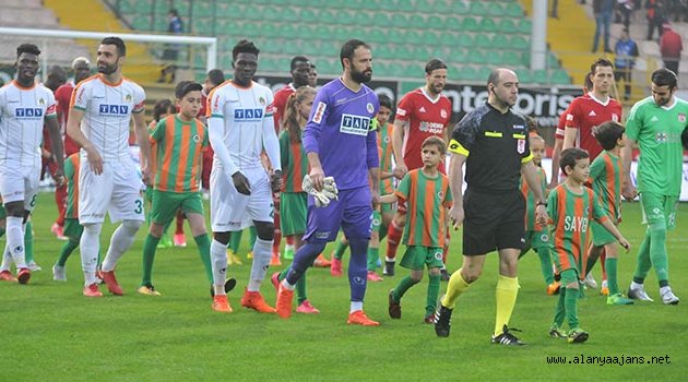 Süper Lig’de İlk Yarının En’leri Belli Oldu