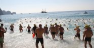 23.ALANYA ULUSLARARASI YÜZME MARATONU BAŞARIYLA GERÇEKLEŞTİRİLDİ