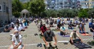 Antalya BŞB Alanya'da seccade dağıttı