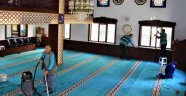Alanya Belediyesi’nden ibadethanelerde temizlik çalışması