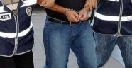 Alanya’da aranan şahıs polisten kaçamadı