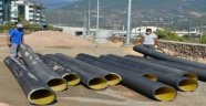 Alanya’da çalışma sırasında su borusu kırıldı!