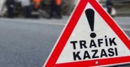 Alanya’da kamyonet elektrik direğine çarptı! 1 yaralı