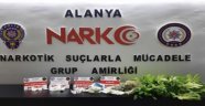 Alanya’da polisten uyuşturucu baskını: 3 gözaltı