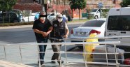 Alanya’da sahte içki imalatı yapılan eve polis baskını