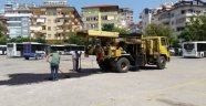 Alanya’da yol bakım ve onarım çalışmaları devam ediyor