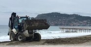 Alanya sahilleri temizleniyor