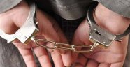 Alanya'da 22 yıl kesinleşmiş hapis cezasıyla aranan şüpheli yakalandı