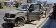 Alanya'da feci kaza! 2 araç çarpıştı