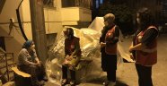 Alanya'da kiracısını eşyaları ile birlikte dışarı attı