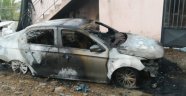 Alanya'da otomobil kundaklayan 3 şüpheli yakalandı!
