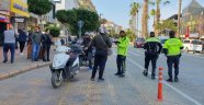 Alanya'da polisten kurallara uymayan sürücülere yönelik denetim