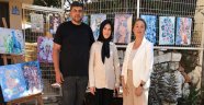 Alanya'da Ruslar Ahmet bebek için sergi düzenledi