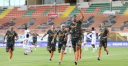 Alanyaspor evinde Trabzonspor ile berabere kaldı