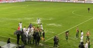 Alanyaspor- Sivasspor maçı yarıda kaldı! Maç yarın oynanacak