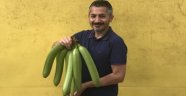 ALKÜ hocasını koronadan 4 muz kurtardı!