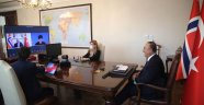 Bakan Çavuşoğlu'ndan Ankara'da online mesai