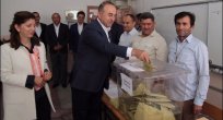 Çavuşoğlu babaocağında oy kullandı