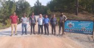 Dim'de okul yolu asfaltlandı
