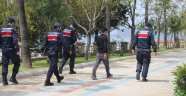 Jandarma Sokağa Çıkan 198 Kişiye Ceza Yazdı