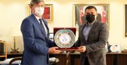 Kazakistan Büyükelçisi, Başkan Yücel’i ziyaret etti