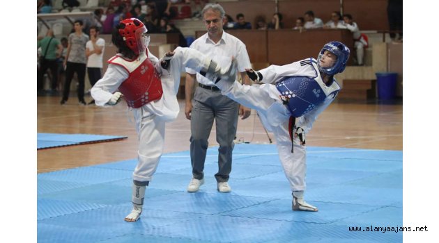 Taekwondo'nun Yıldızları Alanya'da