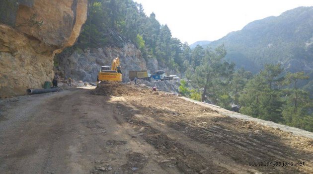Taşatan Yolu genişletiliyor