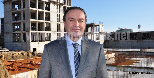 TIP FAKÜLTESİNE ARSA BAKTILAR