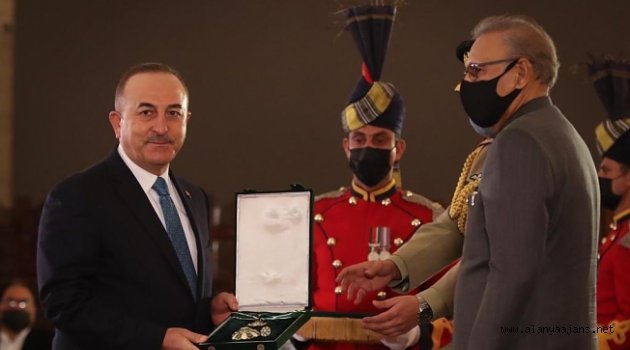 Toklu ve Şahin'den Bakan Çavuşoğlu'na tebrik