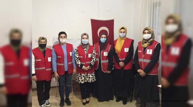 Türk Kızılayı kadın kolları yönetimi yenilendi