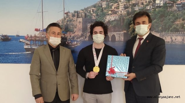 Türkiye birincisi olup Alanya'yı gururlandırdı