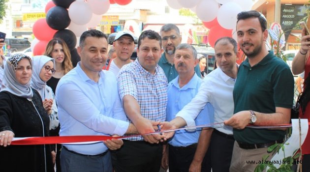 Tutku Döner yeni şubesini Alanya'ya kazandırdı