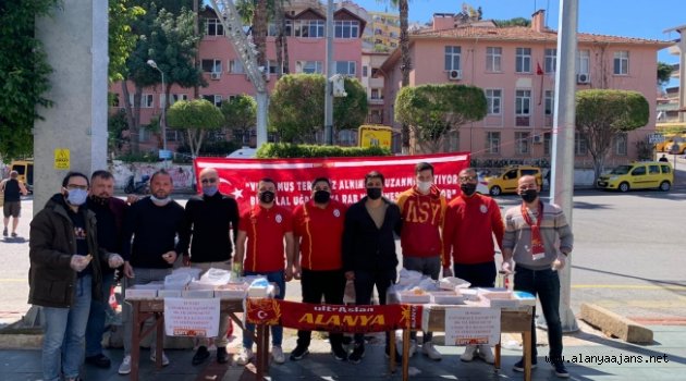 ultrAslan Alanya şehitleri unutmadı