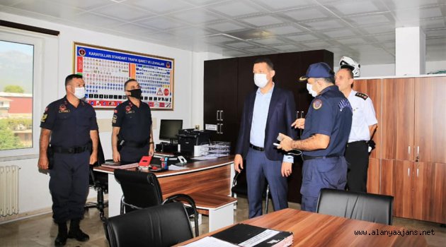 Ürkmezer’den jandarma komutanlığına ziyaret
