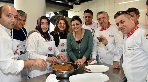 Usta Aşçılar Alanya Yemeklerini Öğrendi