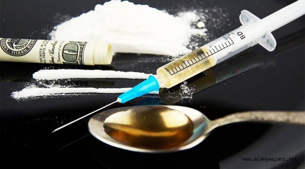 Uyuşturucu şüphelisi cinayet sanığı çıktı
