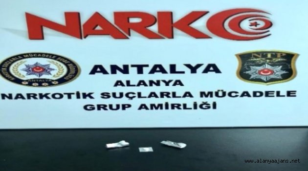 Uyuşturucuya 5 gözaltı