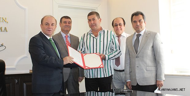 VALİ ÖZTÜRK ALANYA'DA