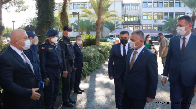 Vali Yazıcı Alanya’da